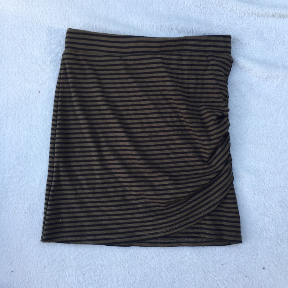 Gianni Bini Ruched Pencil Skirt